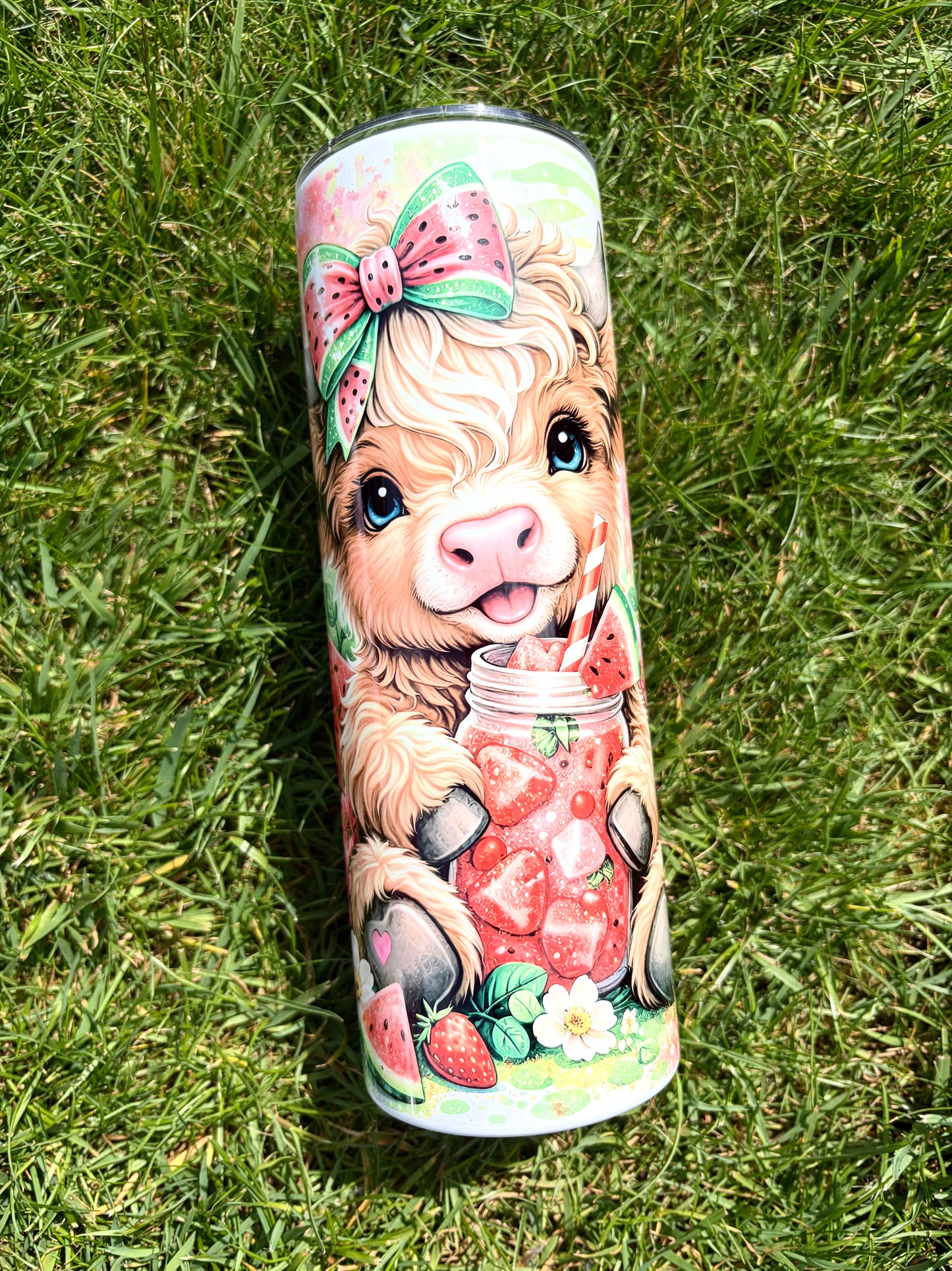 Highland Cow Insulated Tumbler 20oz – Cute Reusable Travel Cup with Lid & Straw