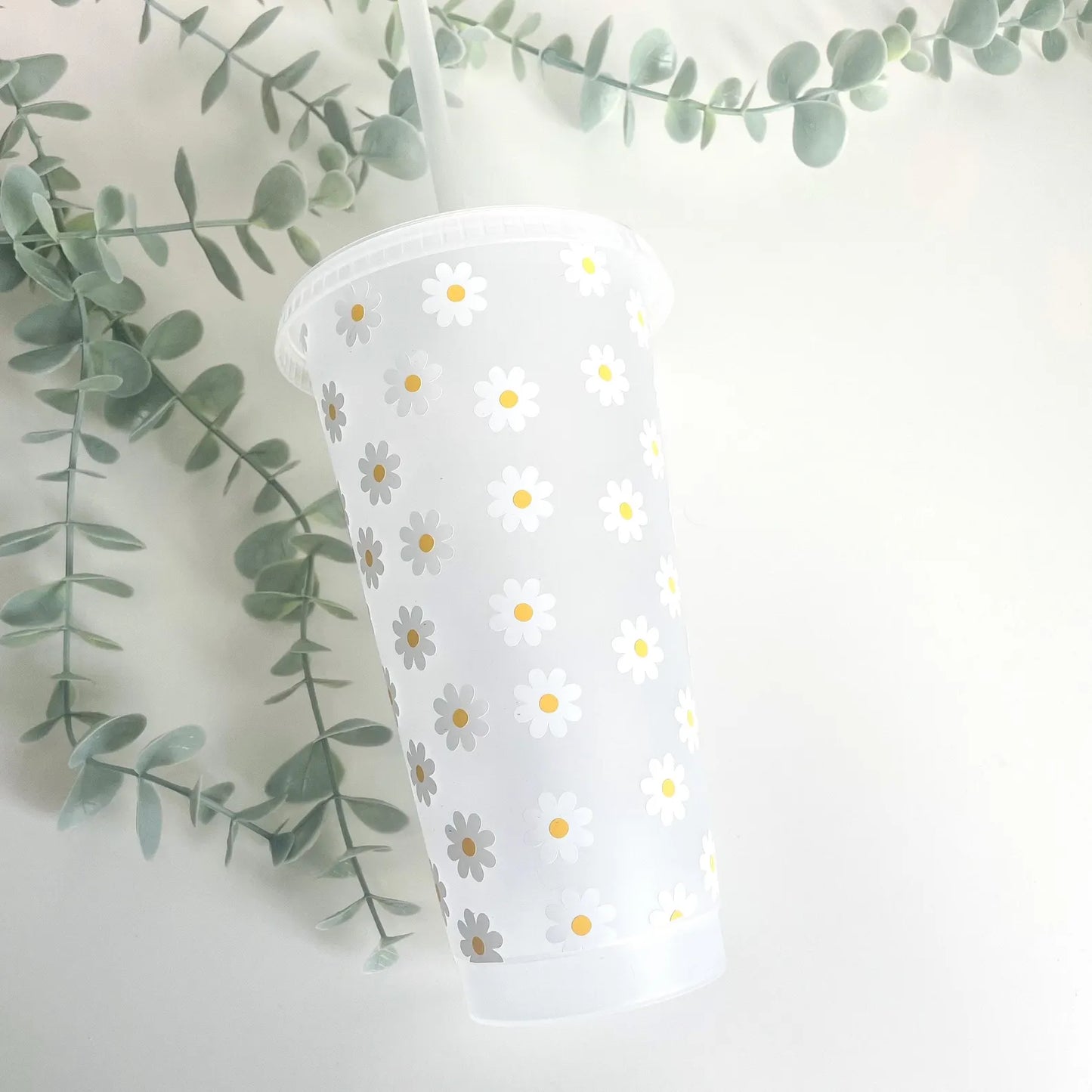 Reusable Cold Coffee Cup with Daisies, Flowers Cold Coffee Cup, Iced Coffee Cup, Coffee Lover Gift, Gift Idea for Her, Daisy travel Cold Cup